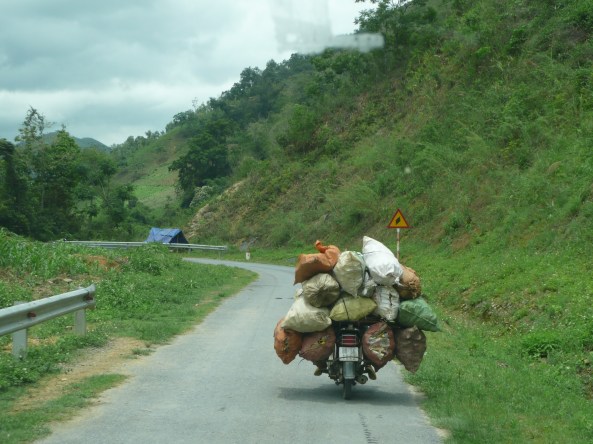 Une moto tres chargee!