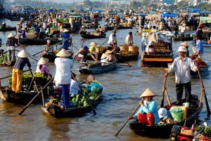 Marche flotttant du delta du Mekong