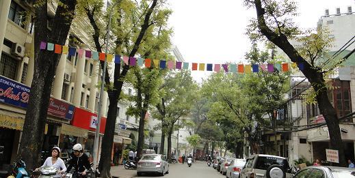 Rue de Hang Trong