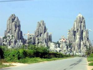 Montagne de marbre a Da nang