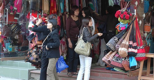 Village de la soie de Van Phuc